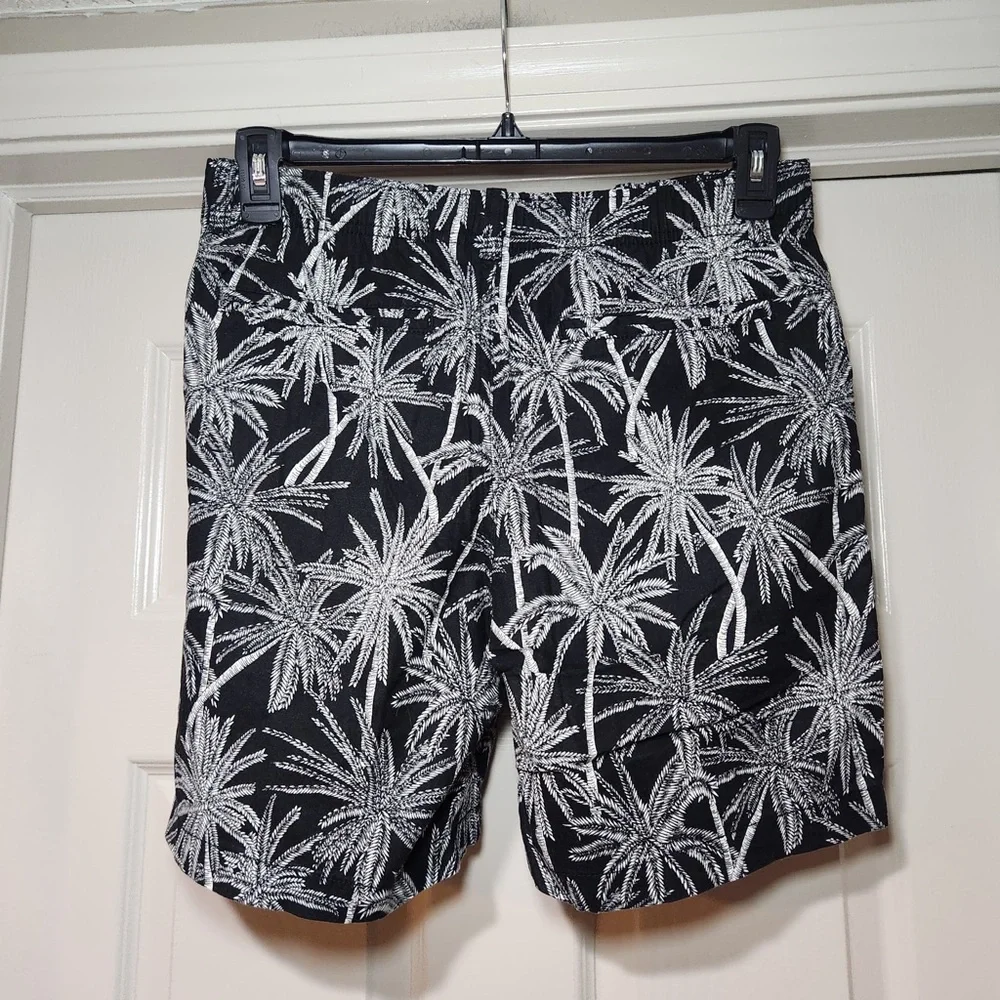 NWT GAP Boys Linen Blend Palm Print Pull On Shorts Casual Summer‎ Vacation Husky